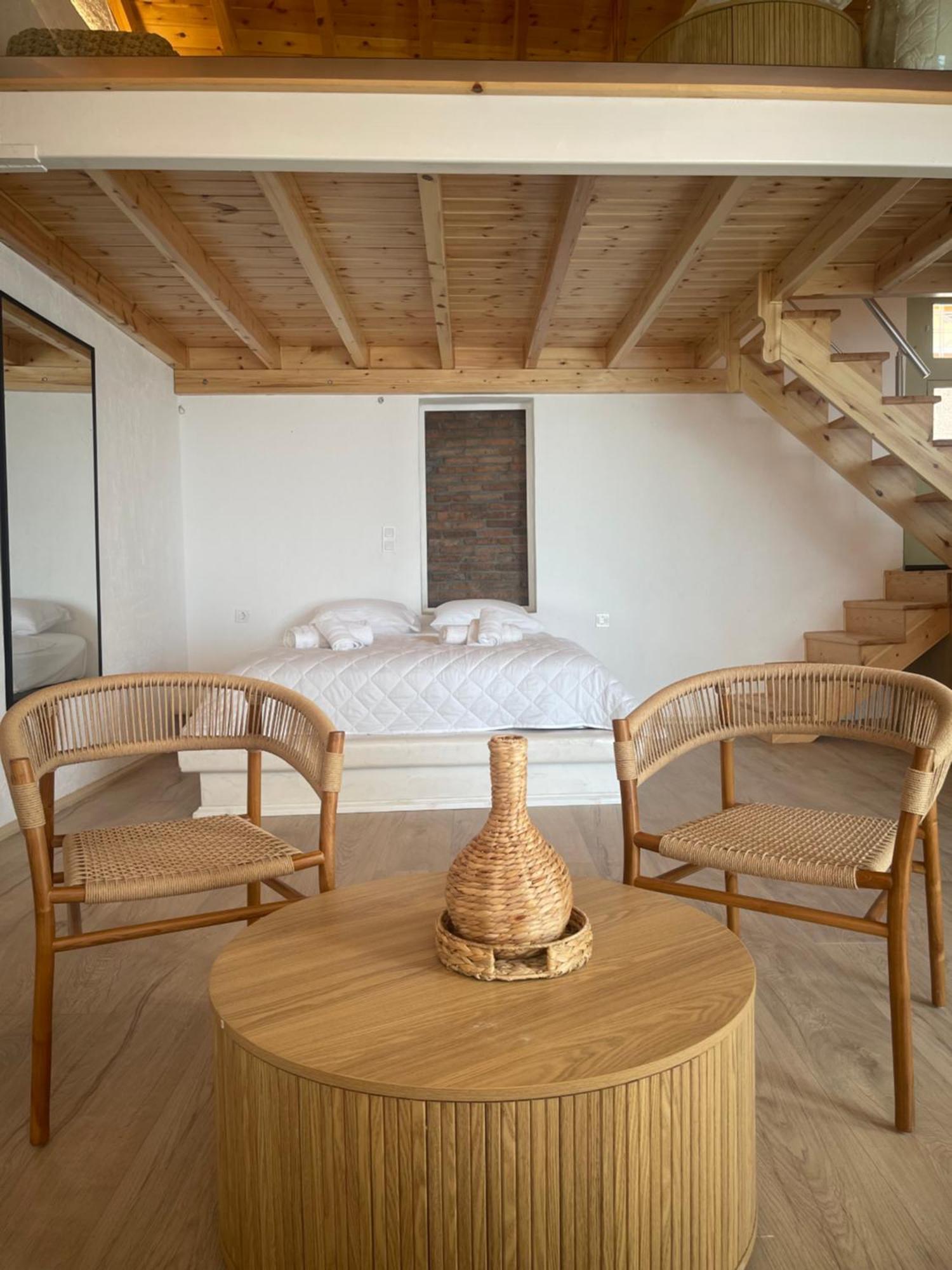 Appartamento Michalelis Loft & Cave Plomari Esterno foto